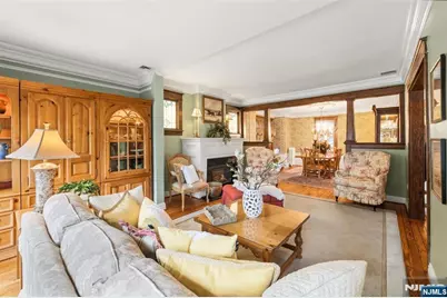 80 Large Avenue, Hillsdale, NJ 07642 - Photo 6