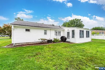 37 Susan Avenue, Midland Park, NJ 07432 - Photo 22
