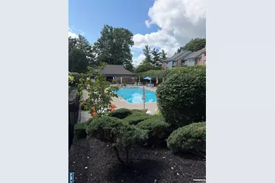 204 Indian Hollow 204 #204, Mahwah, NJ 07430 - Photo 22