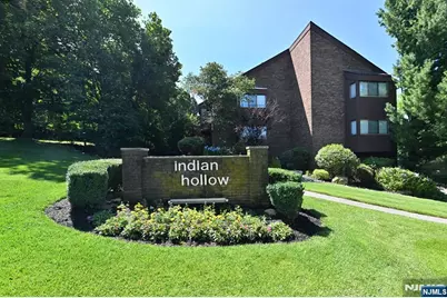 204 Indian Hollow 204 #204, Mahwah, NJ 07430 - Photo 1