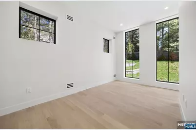 242 Hardenburgh Avenue, Demarest, NJ 07627 - Photo 14