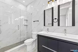 126 De Kalb Ave A, Jersey City, NJ 07306 - Photo 20