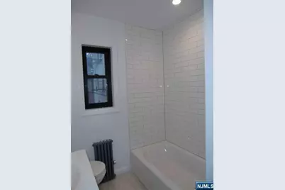 482 Broad Avenue #7, Leonia, NJ 07605 - Photo 16