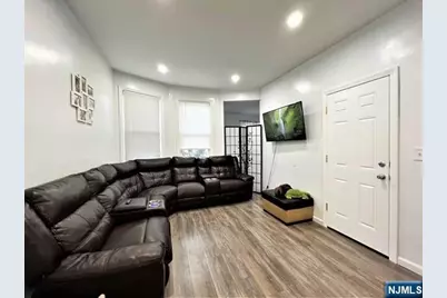 45 Rutland Avenue 1 #1, Kearny, NJ 07032 - Photo 2