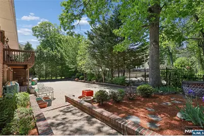 12 Beverly Road, Englewood Cliffs, NJ 07632 - Photo 2