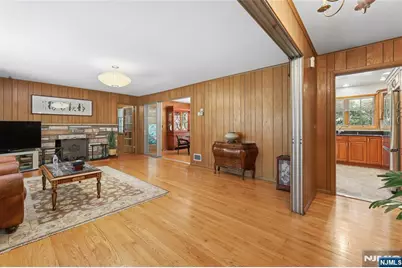 12 Beverly Road, Englewood Cliffs, NJ 07632 - Photo 4