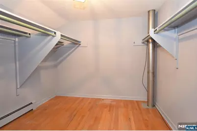 317 McKinley Boulevard, Paramus, NJ 07652 - Photo 24