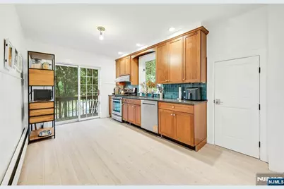 31 4th Street, Park Ridge, NJ 07656 - Photo 8