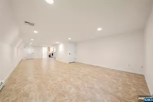 157 English St, Fort Lee, NJ 07024 - Photo 22