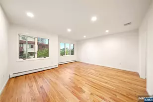 157 English St, Fort Lee, NJ 07024 - Photo 12