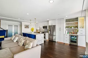 3 Horizon Rd, Fort Lee, NJ 07024 - Photo 20