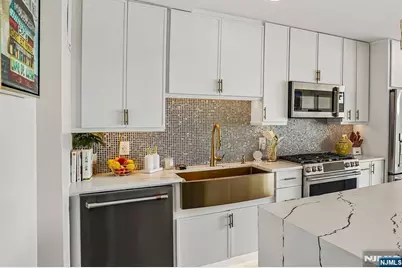 3 Horizon Road #1015, Fort Lee, NJ 07024 - Photo 14