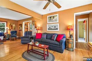 425 Beech Ave, Paramus, NJ 07652 - Photo 10