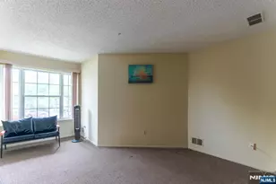 1234 Richmond Rd, Mahwah, NJ 07430 - Photo 8