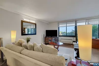 200 Winston Drive 106 #106, Cliffside Park, NJ 07010 - Photo 14