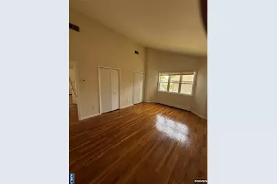 2450 7th Street, Fort Lee, NJ 07024 - Photo 4