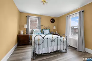 371 Park Ave, Fairview, NJ 07022 - Photo 16