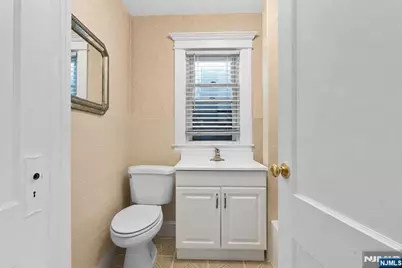 371 Park Avenue, Fairview, NJ 07022 - Photo 22