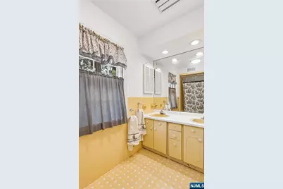 15 Byron, North Caldwell, NJ 07006 - Photo 30