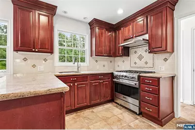 15 Byron, North Caldwell, NJ 07006 - Photo 14