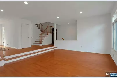 20 Lakeview Drive, Old Tappan, NJ 07675 - Photo 8