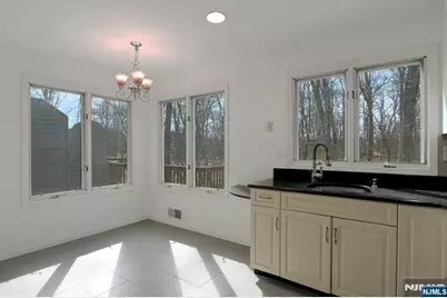 20 Lakeview Drive, Old Tappan, NJ 07675 - Photo 18