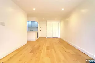 1111 River Road G7, Edgewater, NJ 07020 - Photo 2