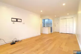 1111 River Road G7, Edgewater, NJ 07020 - Photo 4