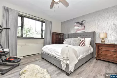 25 Grand Avenue 2J #2J, Hackensack, NJ 07601 - Photo 26