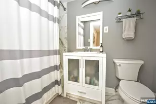 25 Grand Ave 2J, Hackensack, NJ 07601 - Photo 28