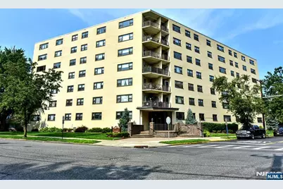25 Grand Avenue 2J #2J, Hackensack, NJ 07601 - Photo 2