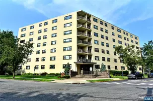 25 Grand Ave 2J, Hackensack, NJ 07601 - Photo 2