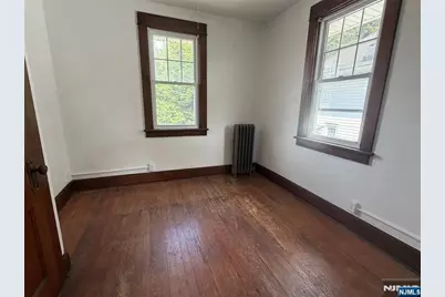 55 Thoma Avenue, Maywood, NJ 07607 - Photo 8