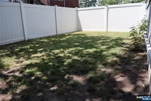 1032 Glen Rd, Fort Lee, NJ 07024 - Photo 16