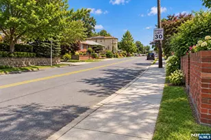 1032 Glen Rd, Fort Lee, NJ 07024 - Photo 18