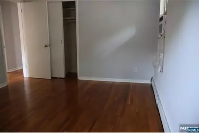 1032 Glen Road, Fort Lee, NJ 07024 - Photo 18