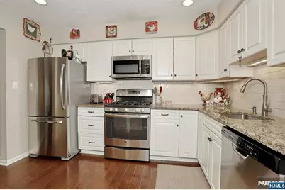 73 Konight Court, Mahwah, NJ 07430 - Photo 10
