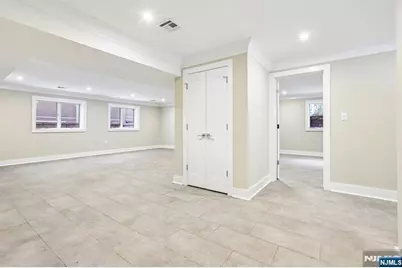 211 Warwick Avenue 1 #1, Fort Lee, NJ 07024 - Photo 24