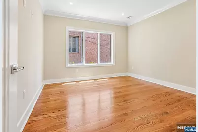 211 Warwick Avenue 1 #1, Fort Lee, NJ 07024 - Photo 12