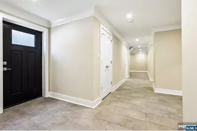 211 Warwick Avenue 1 #1, Fort Lee, NJ 07024 - Photo 28