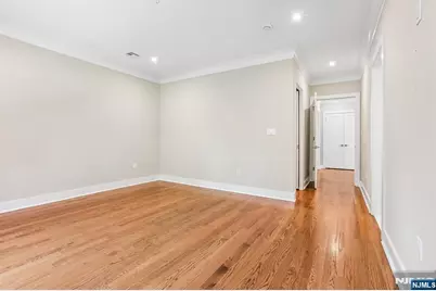 211 Warwick Avenue 1 #1, Fort Lee, NJ 07024 - Photo 16