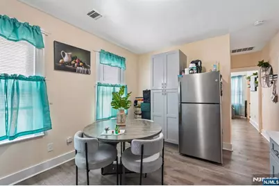 155 Hayward Place, Wallington, NJ 07057 - Photo 16