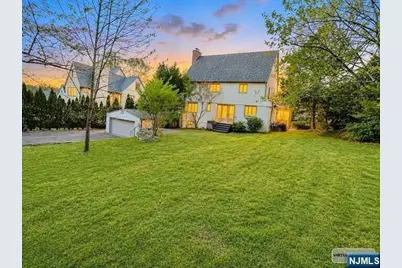 112 Oxford Place, Glen Rock, NJ 07452 - Photo 2