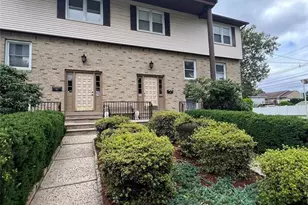 6 Daniel Ct A, Saddle Brook Township, NJ 07663 - Photo 4