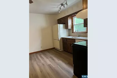 6 Daniel Court A #A, Saddle Brook Township, NJ 07663 - Photo 12
