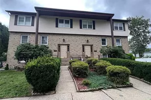 6 Daniel Ct A, Saddle Brook Township, NJ 07663 - Photo 1