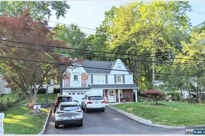 530 Shirley Avenue, Franklin Lakes, NJ 07417 - Photo 1