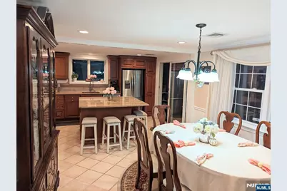 530 Shirley Avenue, Franklin Lakes, NJ 07417 - Photo 8