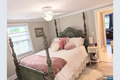 530 Shirley Avenue, Franklin Lakes, NJ 07417 - Photo 4