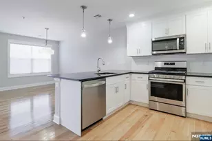 2-48 Grove Ave 18, Cedar Grove, NJ 07009 - Photo 4